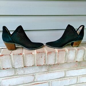 Lucky Brand | Black eyelet cutout booties with tan heel size 6